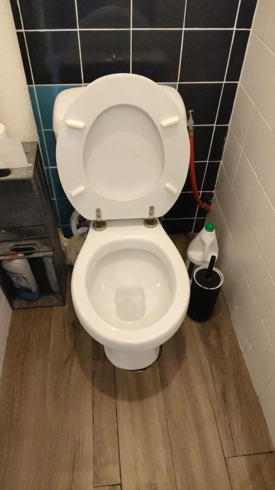 Tout Confort - Clim- Salle De Bain Commune Nimes Ngoại thất bức ảnh