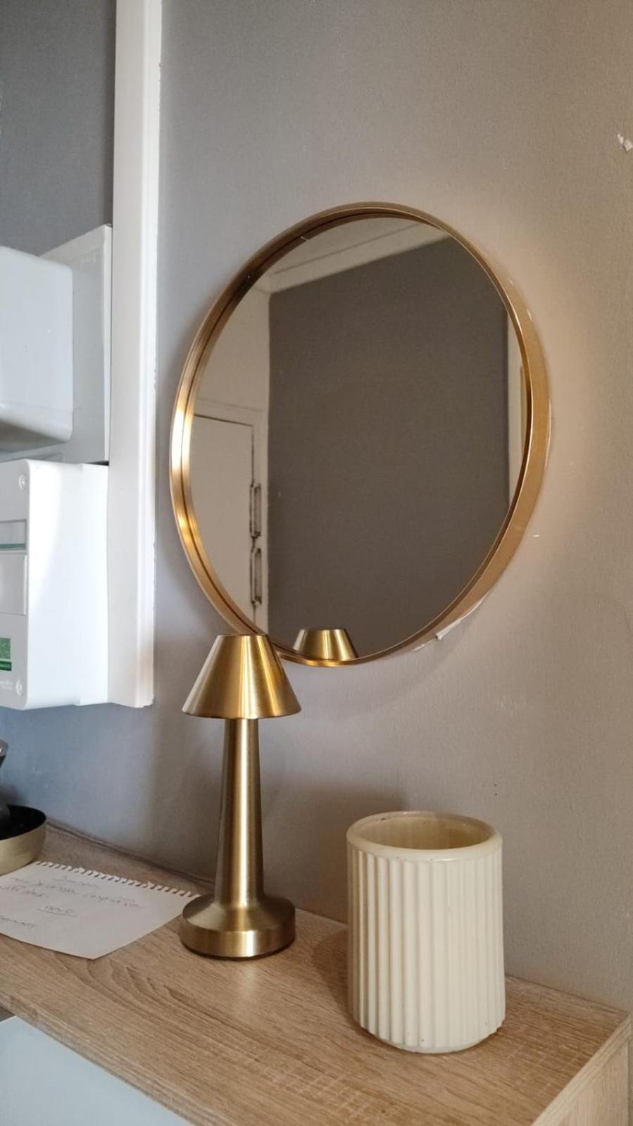 Tout Confort - Clim- Salle De Bain Commune Nimes Ngoại thất bức ảnh